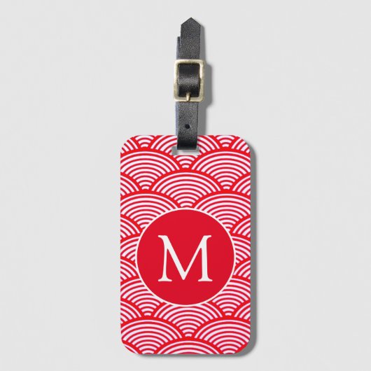 Monogram rood en wit Scallop Patroon Bagagelabel (Voorkant (verticaal))