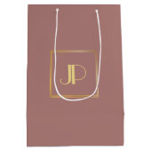 Monogram Roos Gold Modern Elegant Sjabloon Medium Cadeauzakje (Achterkant)