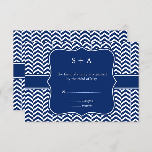 Monogram Royal Blue Chevron Pattern Wedding RSVP (Voorkant / Achterkant)