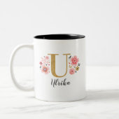 Monogram Roze Bloemen Initiaal Letter U Tweekleurige Koffiemok (Links)