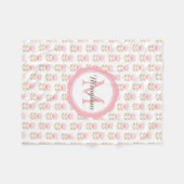 Monogram Roze Bloemen Patroon Baby Meisje Kwekerij Fleece Deken (Voorkant (Horizontaal))