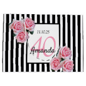 Monogram roze bloemkolen van Birthday Groot Cadeauzakje (Achterkant)