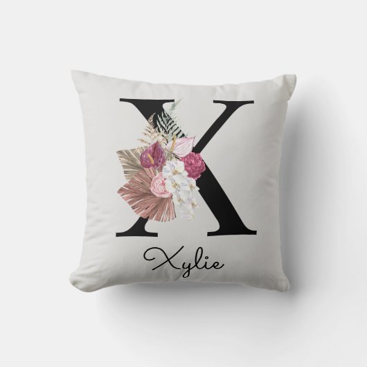 Monogram Roze Boho Meisjesachtig Bloemmotief Initi Kussen (Voorkant)
