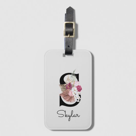 Monogram Roze Boho Meisjesachtig Bloemstuk Initiaa Bagagelabel (Voorkant (verticaal))