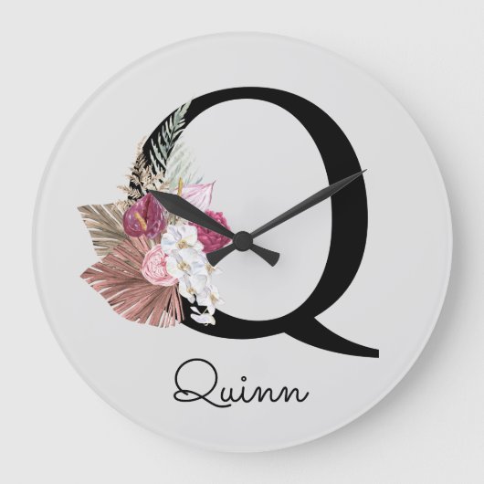 Monogram Roze Boho Meisjesachtig Bloemstuk Initiaa Grote Klok (Voorkant)
