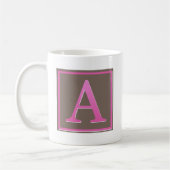 Monogram roze en bruin koffiemok (Links)