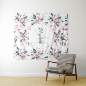 Monogram roze en grijze Floral Waterverf Wandkleed (In Situ (horizontaal))