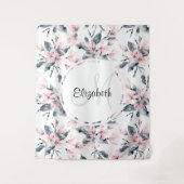 Monogram roze en grijze Floral Waterverf Wandkleed (Voorkant)