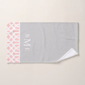 Monogram roze en grijze Trellis | bewerkbare kleur Bad Handdoek (Handdoek)