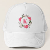 Monogram Roze en Witte Rozen Krans Cirkel Trucker Pet (Voorkant)