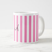 Monogram roze en witte strepen grote koffiekop (Voorkant rechts)