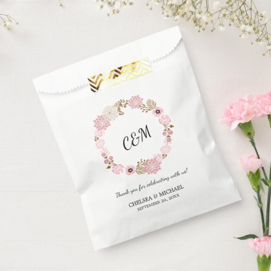 Monogram  Roze Floral Wreath Wedding Bedankzakje (Gezegeld)