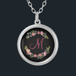 Monogram Roze, Geel en Groene Florenz Waterverf Zilver Vergulden Ketting<br><div class="desc">Deze prachtige florale kreet met pinken,  geelten en groenen op een zwarte achtergrond zal een geweldig cadeau zijn voor die speciale of voor jezelf. Monogram het met een initiaal en als u de achtergrondkleur zou willen veranderen,  klik om het verder aan te passen.</div>