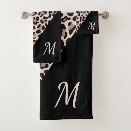 Monogram roze gouden luipaardprint trendy bad handdoek (Insitu)