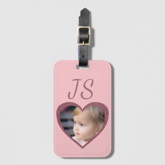 Monogram Roze Harten Aangepaste Kinder Foto Bagagelabel (Voorkant (verticaal))