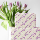 Monogram Roze Letter M op Crème Wrapping Paper Cadeaupapier