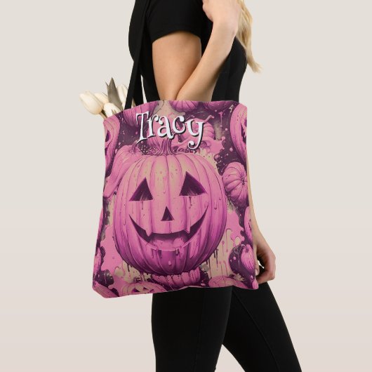 Monogram roze pompoen Halloween Tote Bag (Dichtbij)