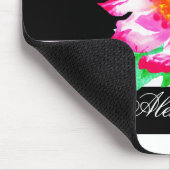 Monogram roze pony op zwart/witte mousepad muismat (Hoek)