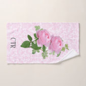 Monogram roze rozen op dameshanddoek handdoek (Handdoek)