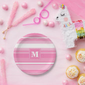 Monogram roze strepen papieren bordje (Feest)