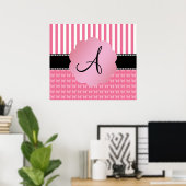 Monogram roze strepen roze vlinders poster (Thuiskantoor)
