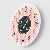 Monogram roze stripes modern hartpatroon grote klok (Hoek)