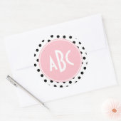 Monogram roze witte en zwarte pooldots ronde sticker (Envelop)