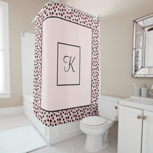 Monogram Roze Zwart Stippen Gestippelde Stippen Douchegordijn (In situ)
