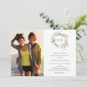 Monogram Rozen Greenery Floral 2 Foto bruiloft Kaart (Staand voorkant)