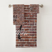 Monogram Rustic Brick Pattern Land Farmhouse Bad Handdoek (Insitu)