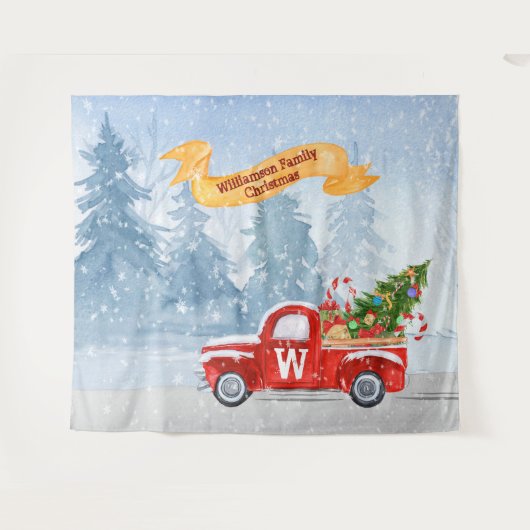 Monogram Rustic Rode Kersttruck Sneeuw Achtergrond Wandkleed (Voorkant (horizontaal))