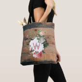 Monogram rustieke houten bloemen tote bag (Dichtbij)