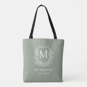 Monogram Sage Green Crest Botanische bruiloft Tote Bag (Achterkant)