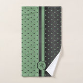 Monogram Sage Green en Black Polka Dot Pattern Bad Handdoek (Handdoek)