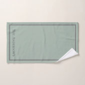 Monogram Saliegroen Grijze Rand Cadeau Bad Handdoek (Handdoek)