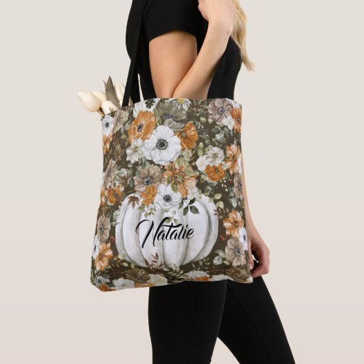 Monogram schattige bloementuin met pompoenen tote bag (Dichtbij)