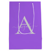 Monogram Schrift Amethyst | Minimalistische Elegan Medium Cadeauzakje (Achterkant)