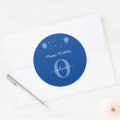 Monogram script Happy Birthday Blue en White Ronde Sticker (Envelop)