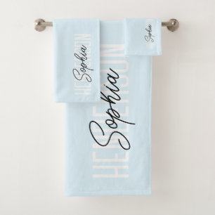 Monogram Script Signature Pastel Blue Bad Handdoek
