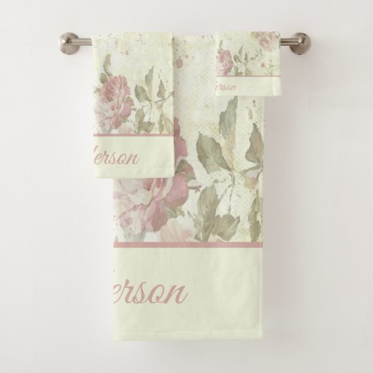 Monogram Shabby Chic Pink Green Roos Floral Bad Handdoek (Insitu)