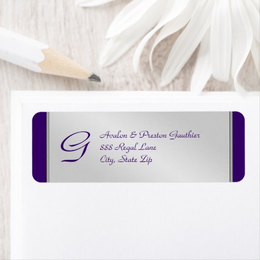 Monogram Silver Metal Paars Weddenschap Etiket (Insitu)