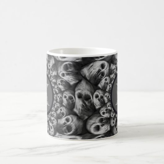 Monogram Spooky Skulls Abstract zwart-wit Koffiemok (Center)