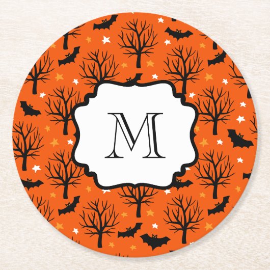 Monogram Spooky Trees en Bats Halloween Pattern Ronde Kartonnen Onderzetter (Voorkant)