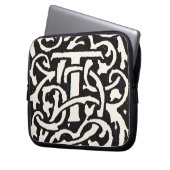 Monogram T Art Nouveau Letter Laptop Sleeve (Voorkant Links)