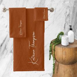 Monogram Terracotta Modern Signature Script Bad Handdoek