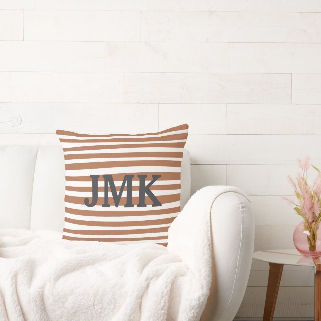 Monogram Terracotta Modern Stripes Minimalist  Kussen (Bank)