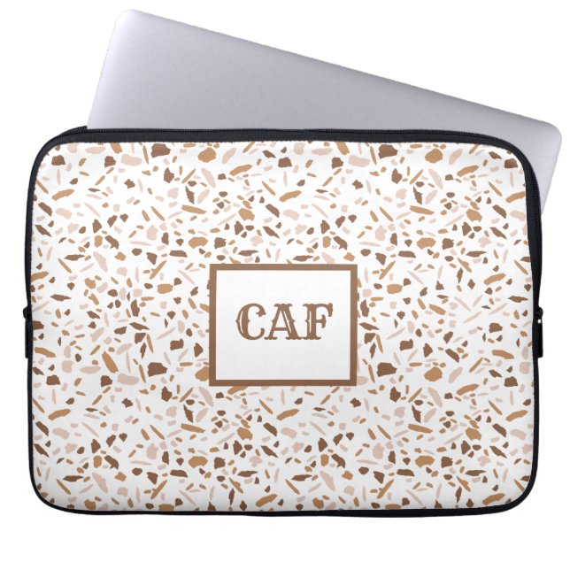 Monogram Terrazzo Bruin en Beige en Wit   Laptop Sleeve (Voorkant)