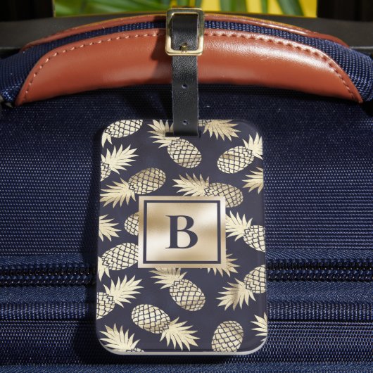 Monogram Tropische anananas Girly Gold Navy Bagagelabel (Voorkant Insitu 2)