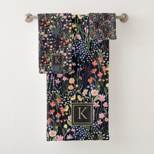 Monogram Tuin Donkere Achtergrond Wilde Bloem Bloe Bad Handdoek (Insitu)