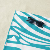 Monogram Turquoise Kleur Gestreept Zebra Patroon Strandlaken (In situ)